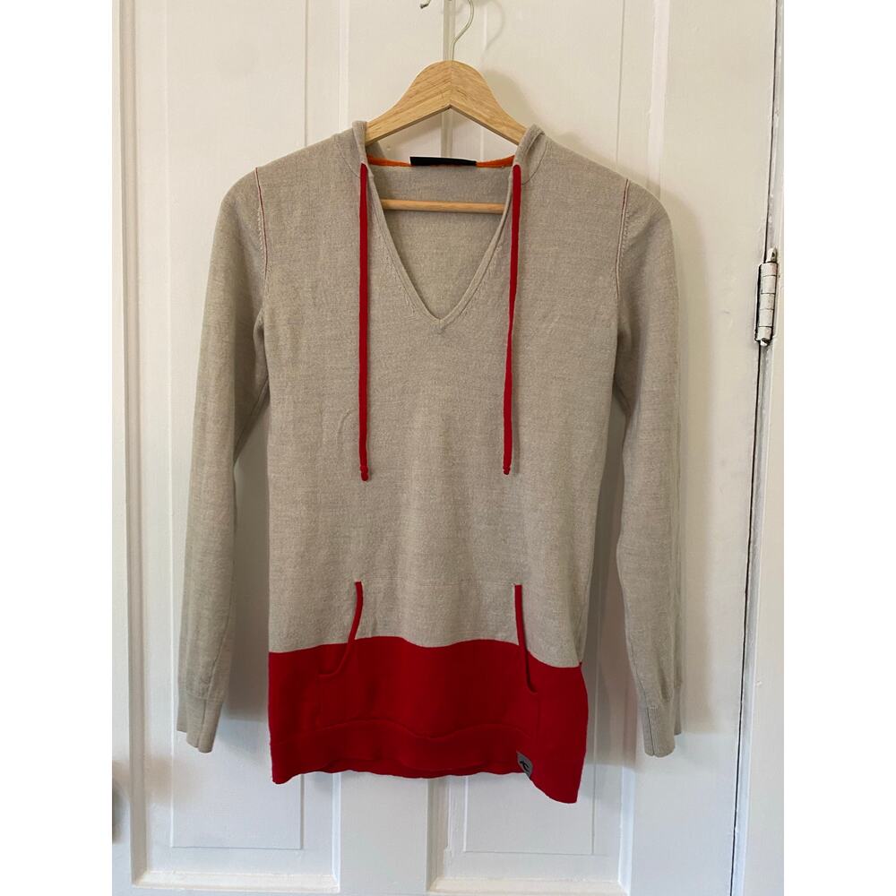 KJUS Women’s Louise Hoodie 100% merino Wool 36 small womens red & tan pullover